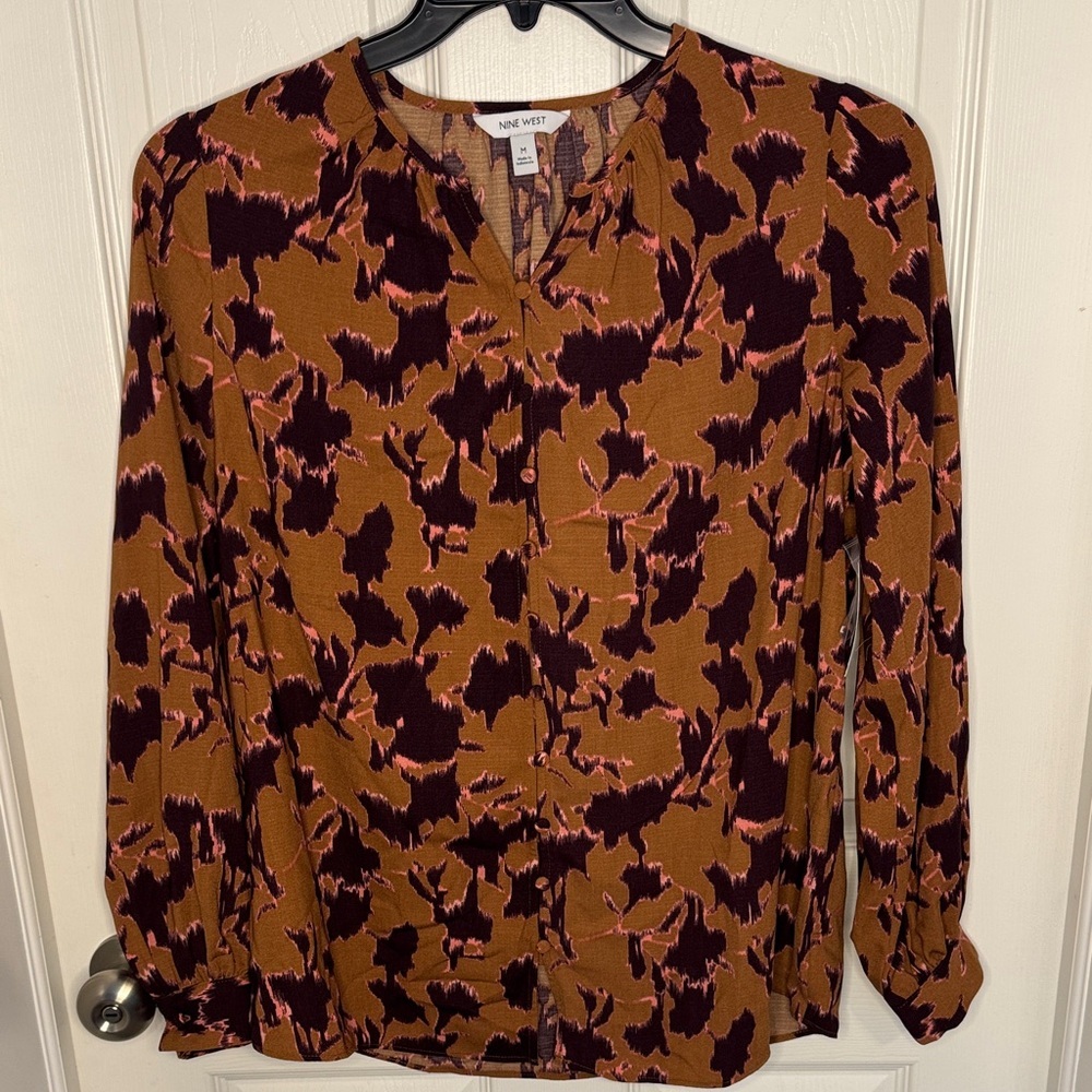NWT Nine West Women's Brown Abstract Blouse
